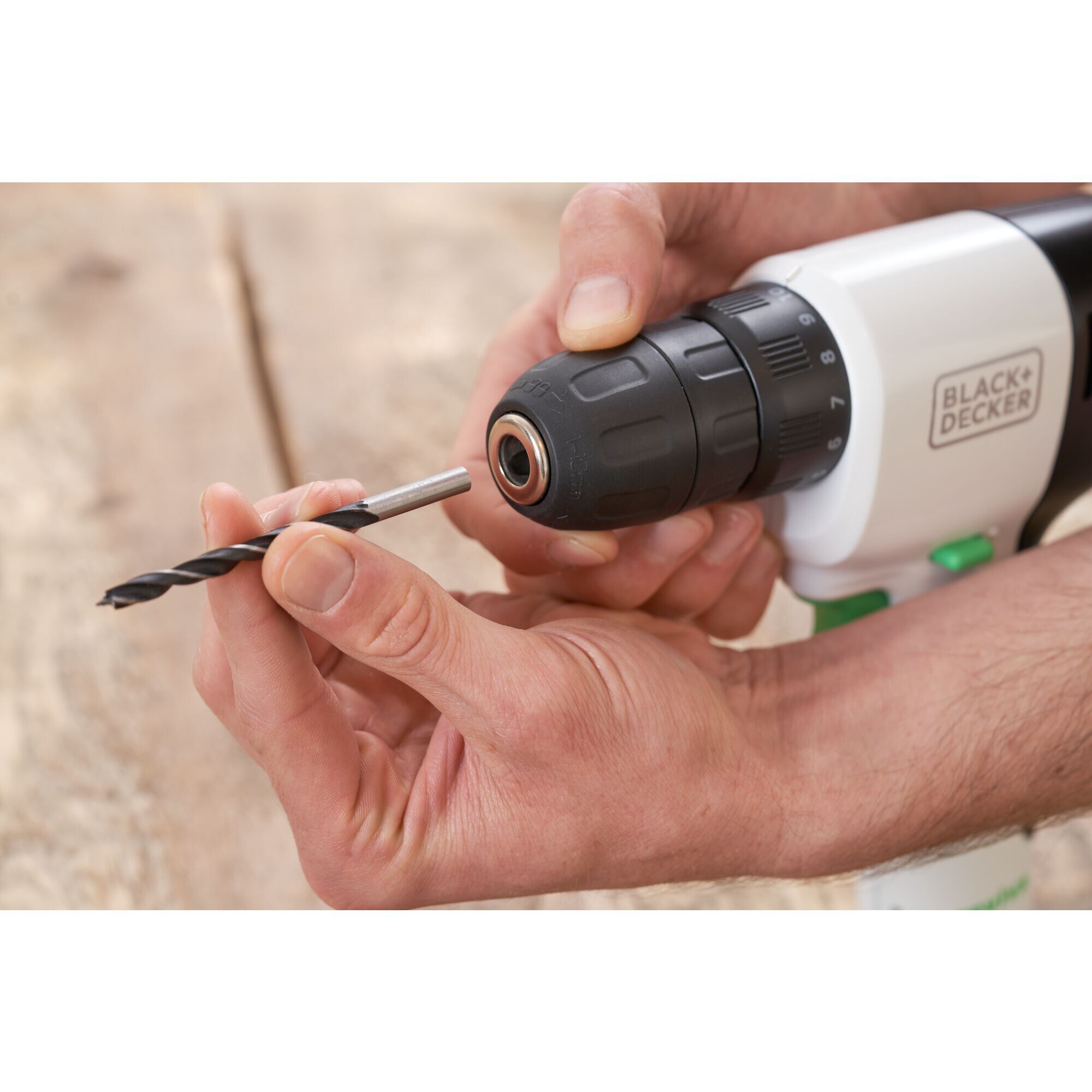 BLACK+DECKER Bohrschrauber Akku-Bohrschrauber reviva, 12Volt