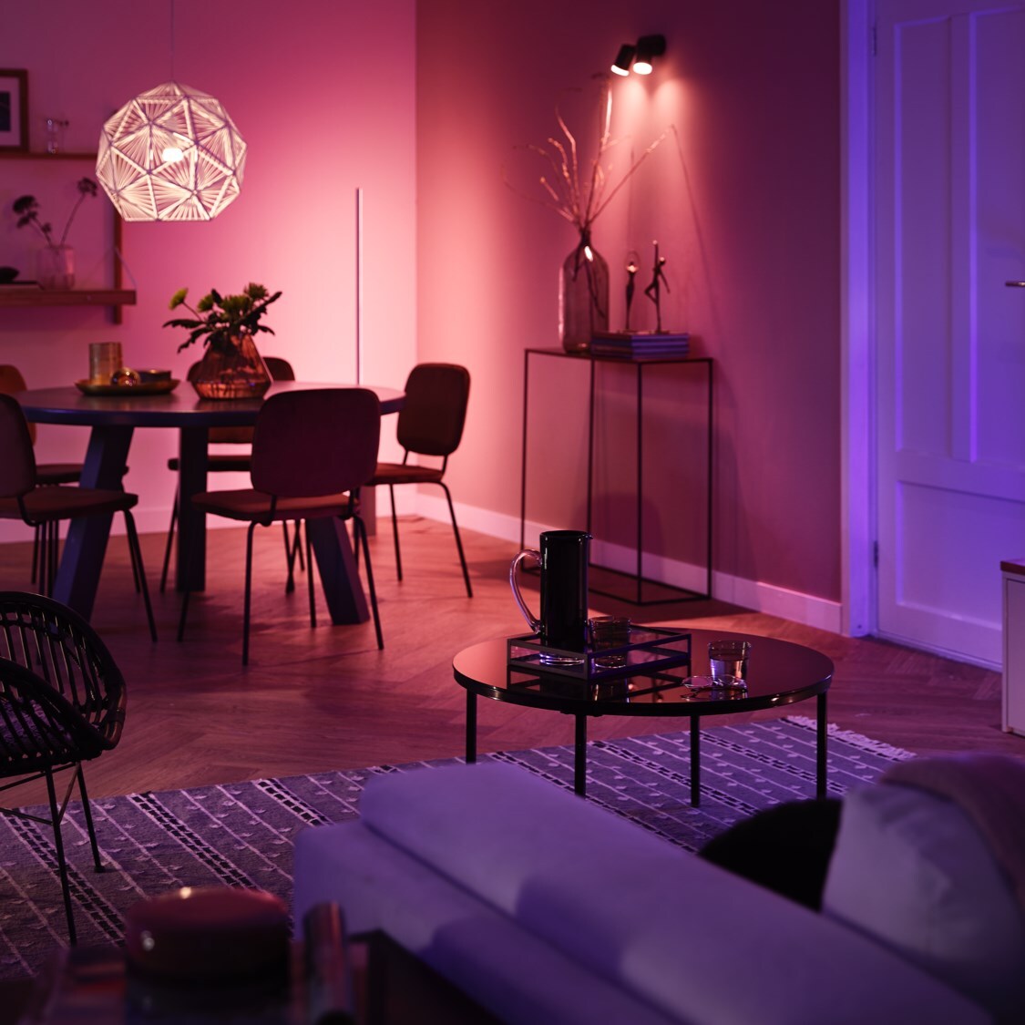 Philips Hue Color Ambiance Startpakke for smarte LED-pærer 2-pk.