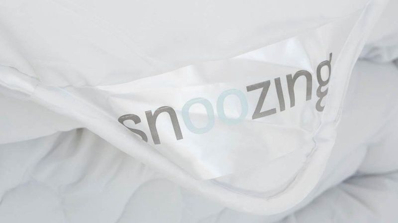 Snoozing Swiss Dreams Dekbed Synthetisch Wit