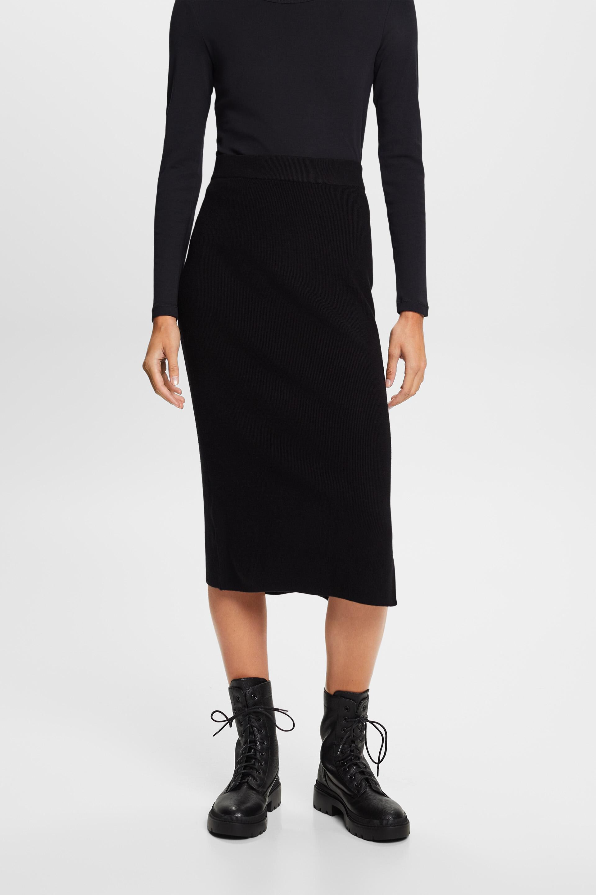 Skirts flat knitted