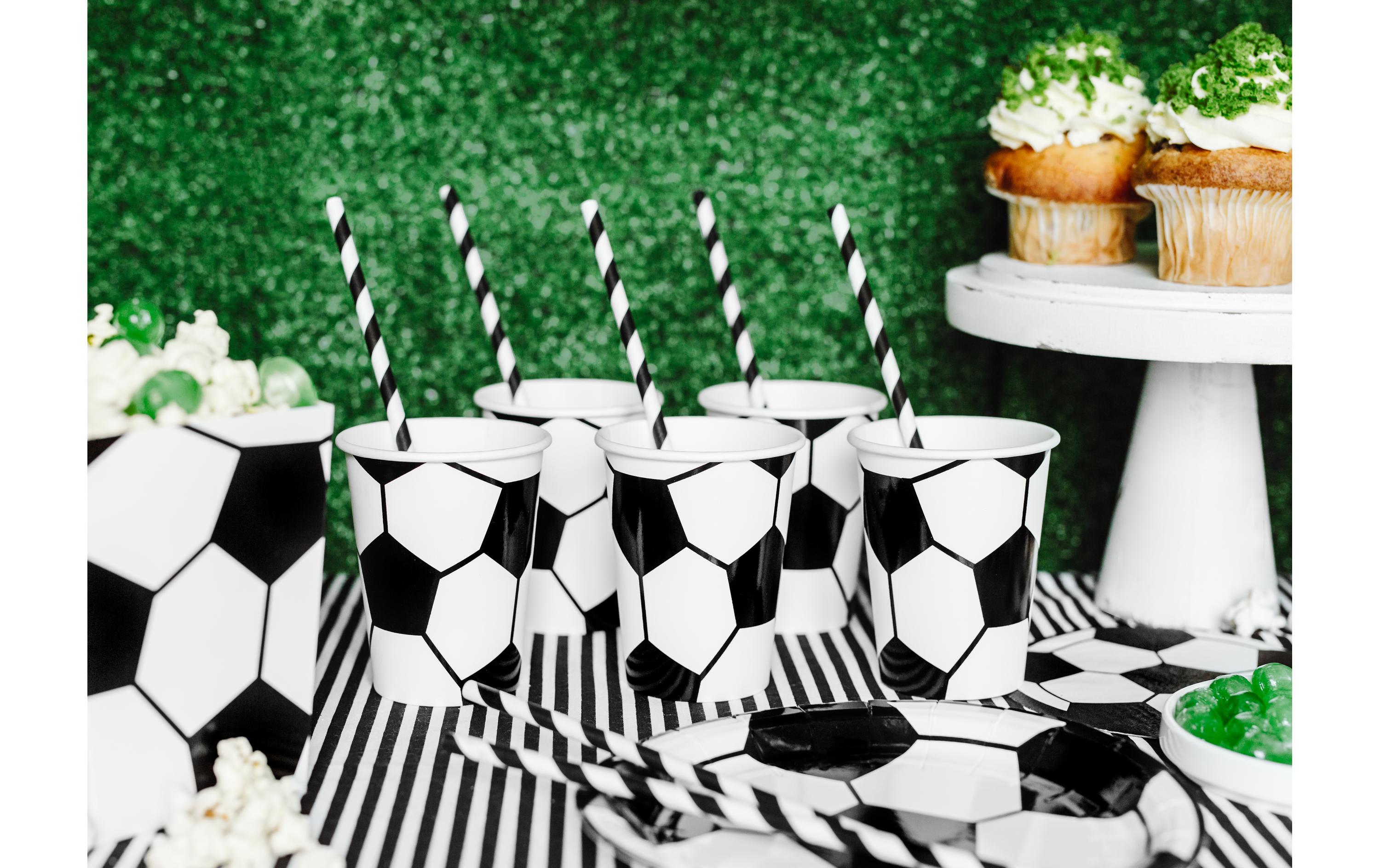 Partyset Football 6-teilig, Schwarz-Weiss / GrünDekorations-Set für Fussballfans