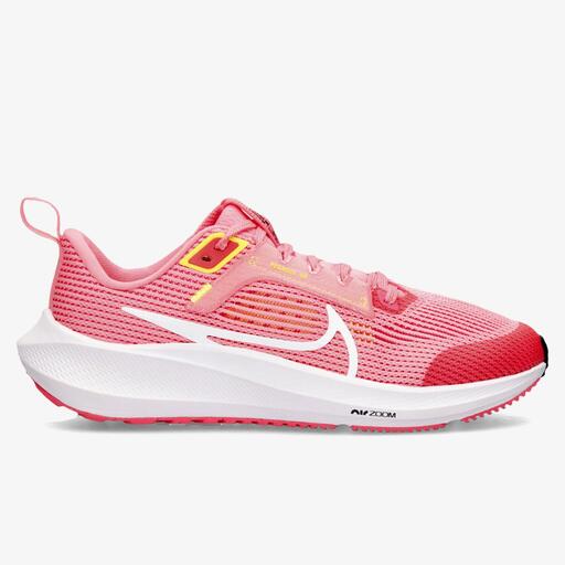 Nike Pegasus 40