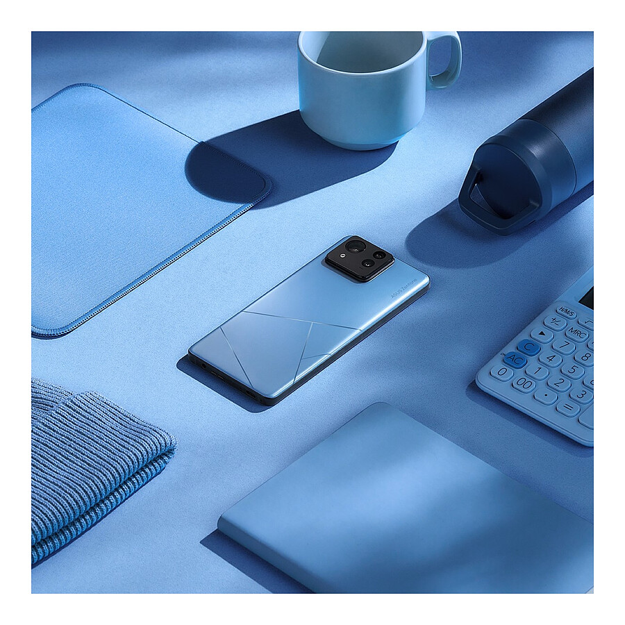 Asus Zenfone 11 Ultra Bleu - 256 Go - 12 Go