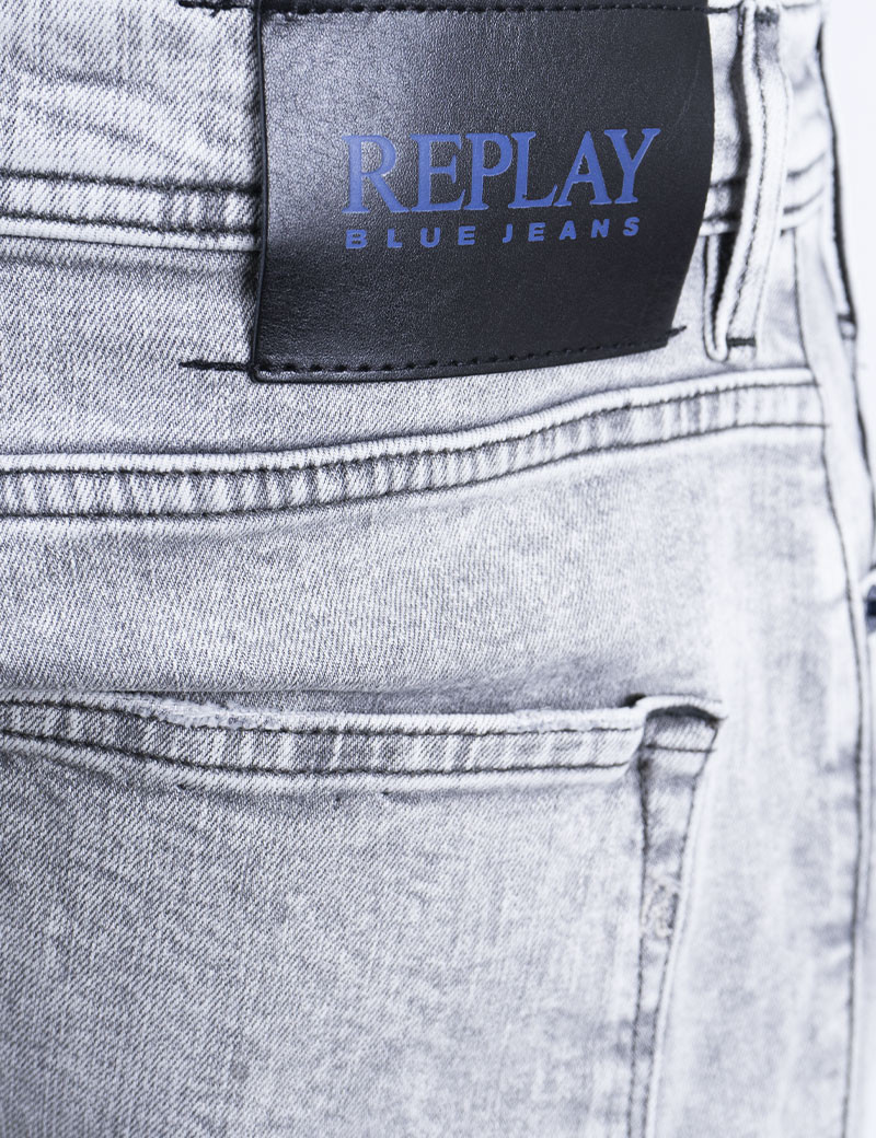 REPLAY SHORT EN JEAN HOMME GRIS CLAIR W42