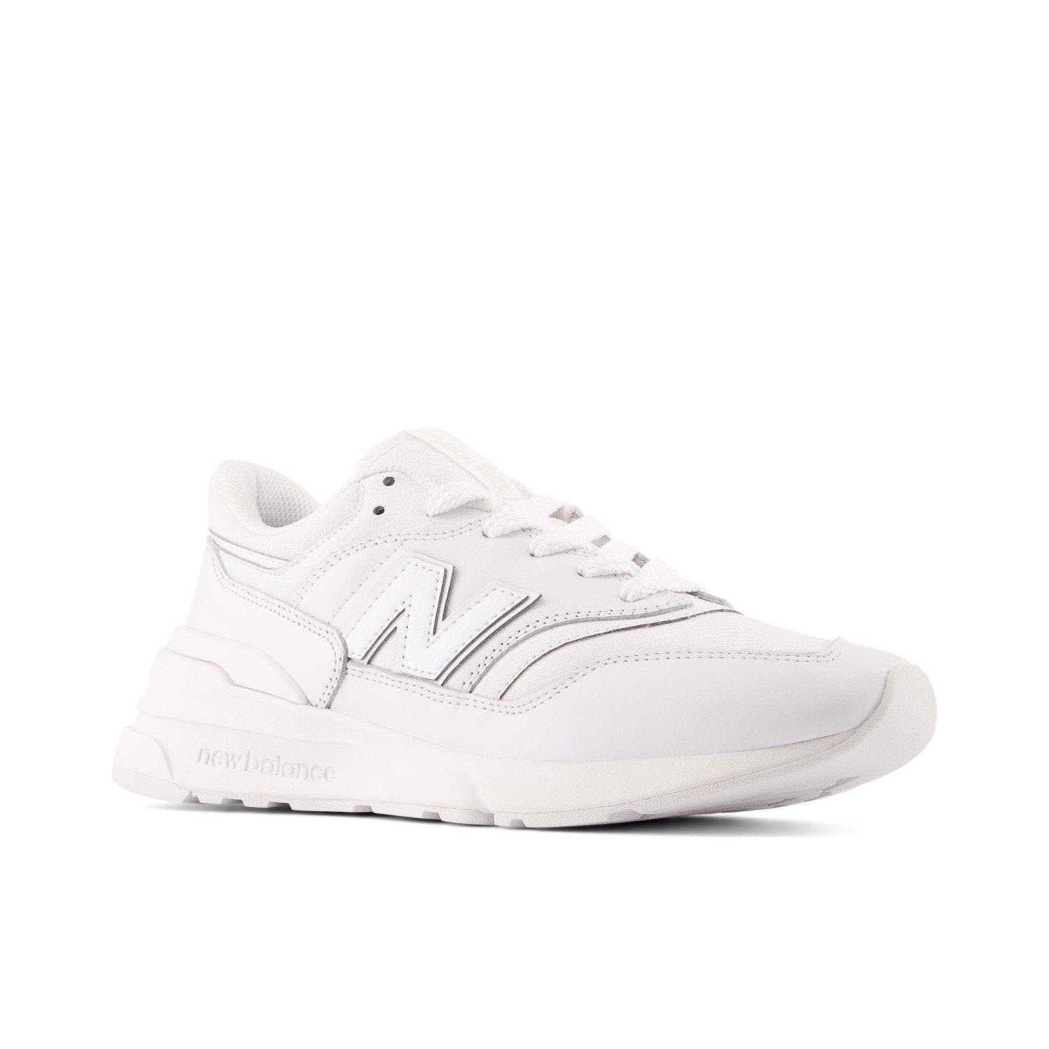 New Balance 977R Trainers