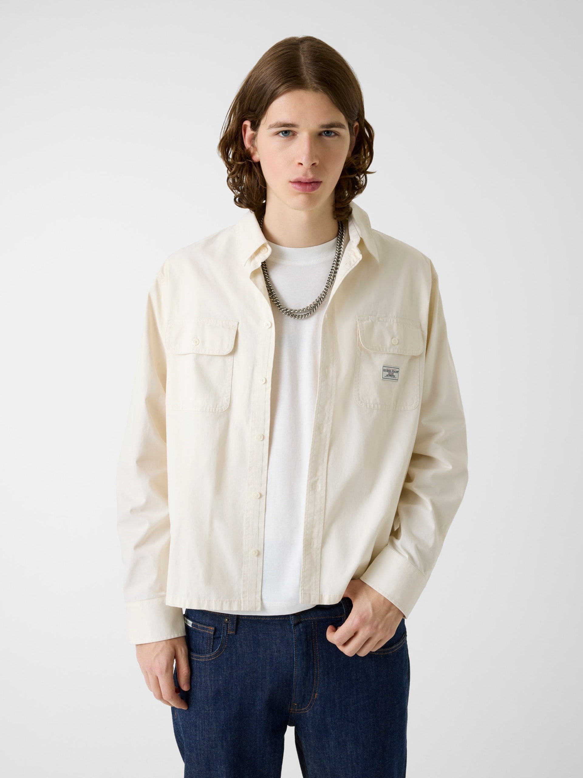 Camisa cropped quadrada com bolso