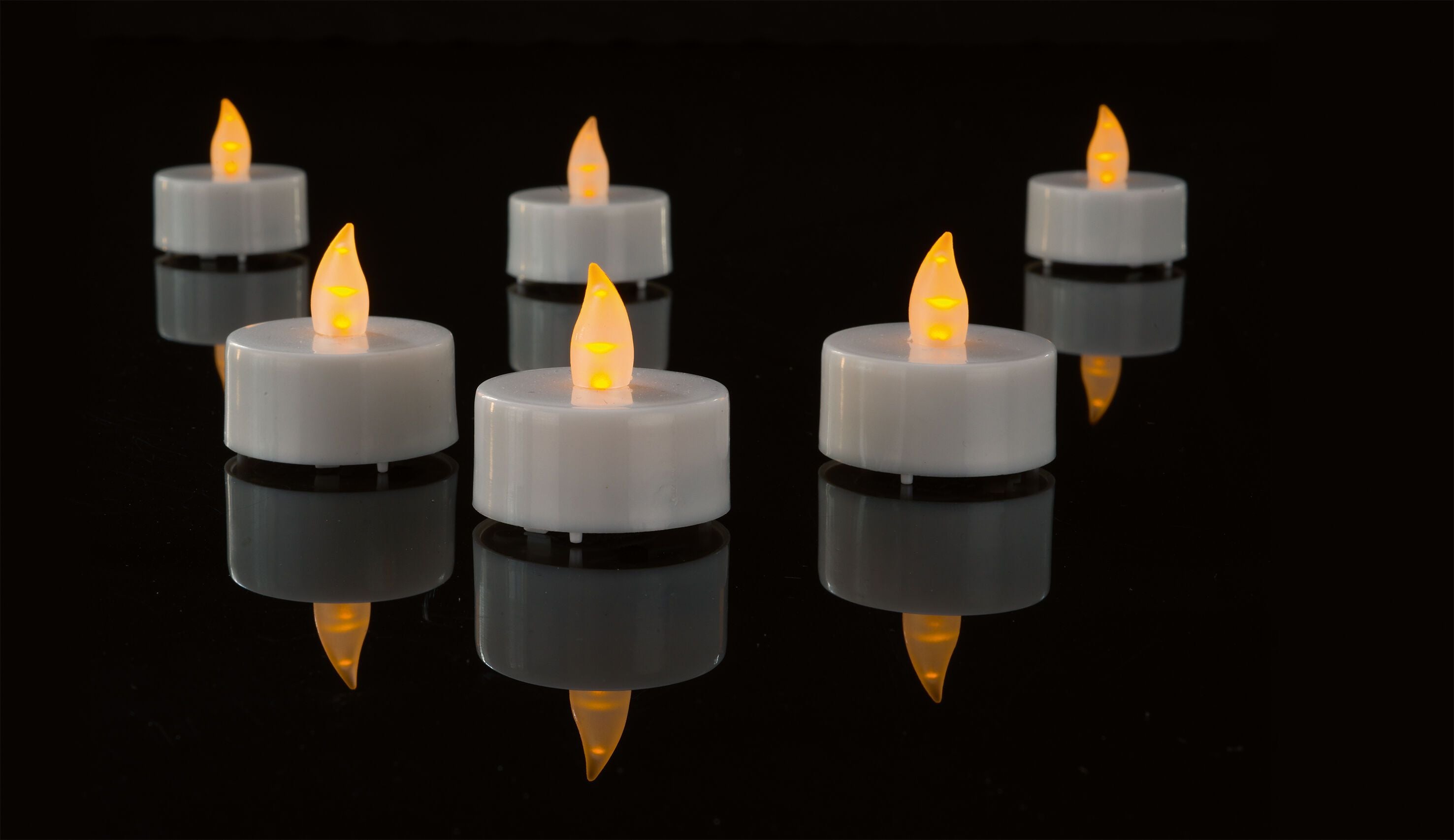 LED Teelichter - Weiss / H: 3.8 cm