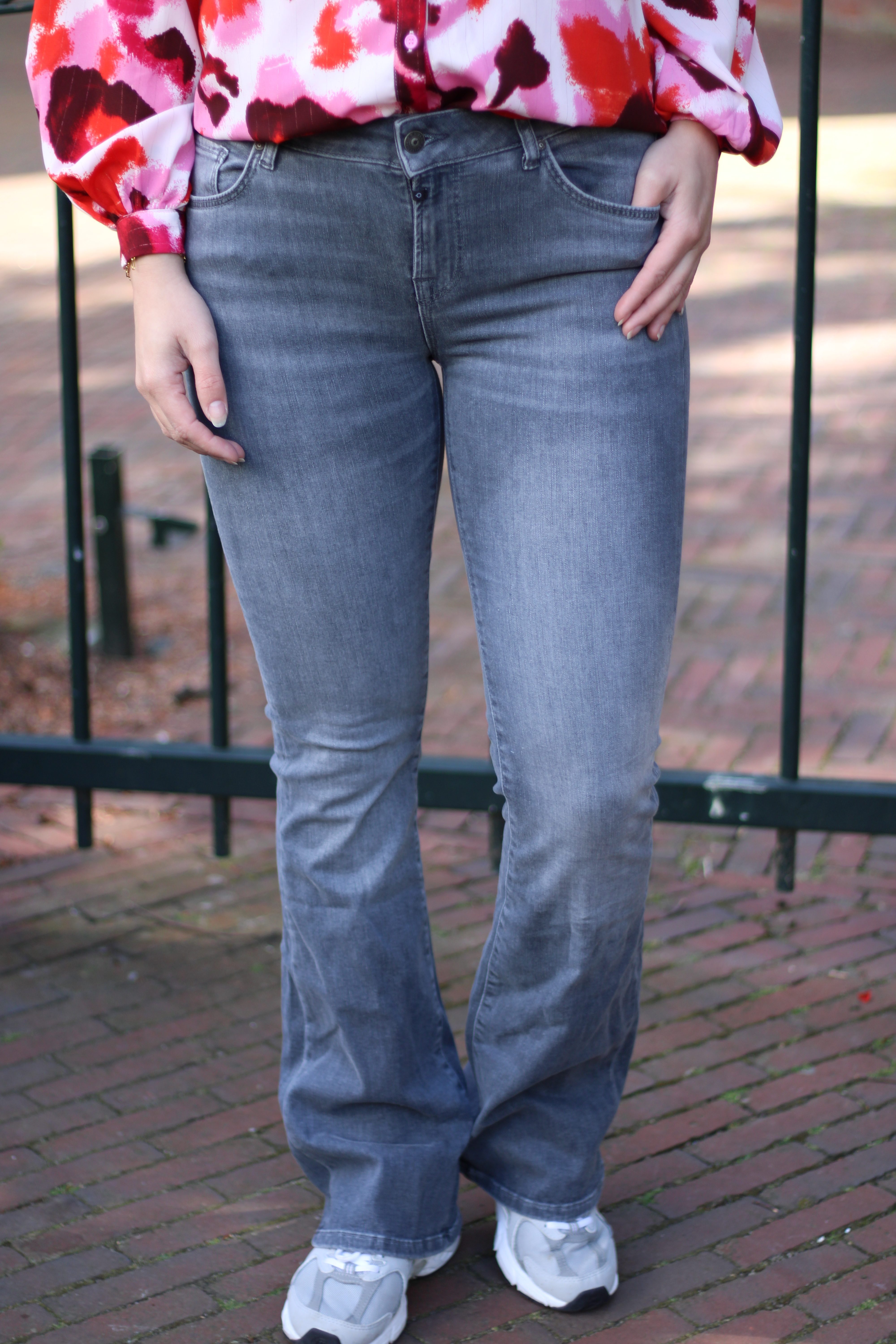 COJ Denim - Laura Flare Jeans - Smoke Grey