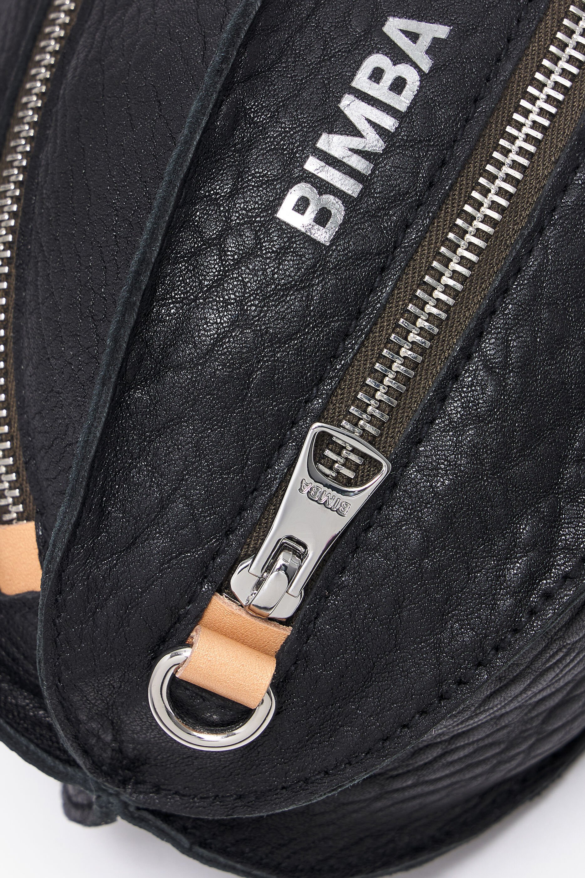 Bolsa Pelota S, couro preto