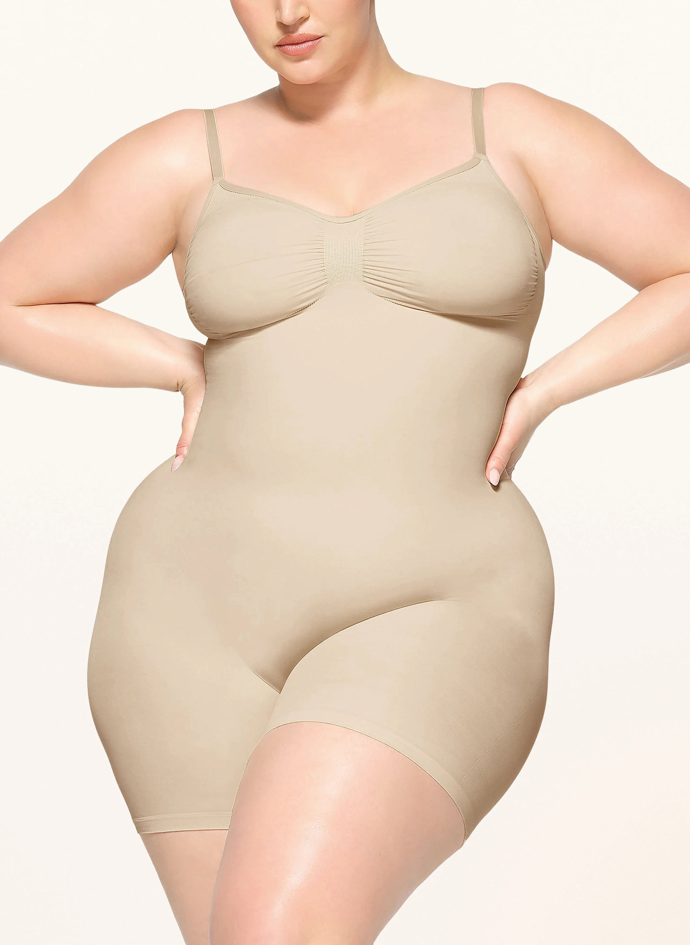 SKIMS Shape-Body SEAMLESS SCULPT