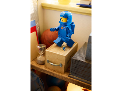 LEGO Grote blauwe minifiguur van een astronaut (40921)