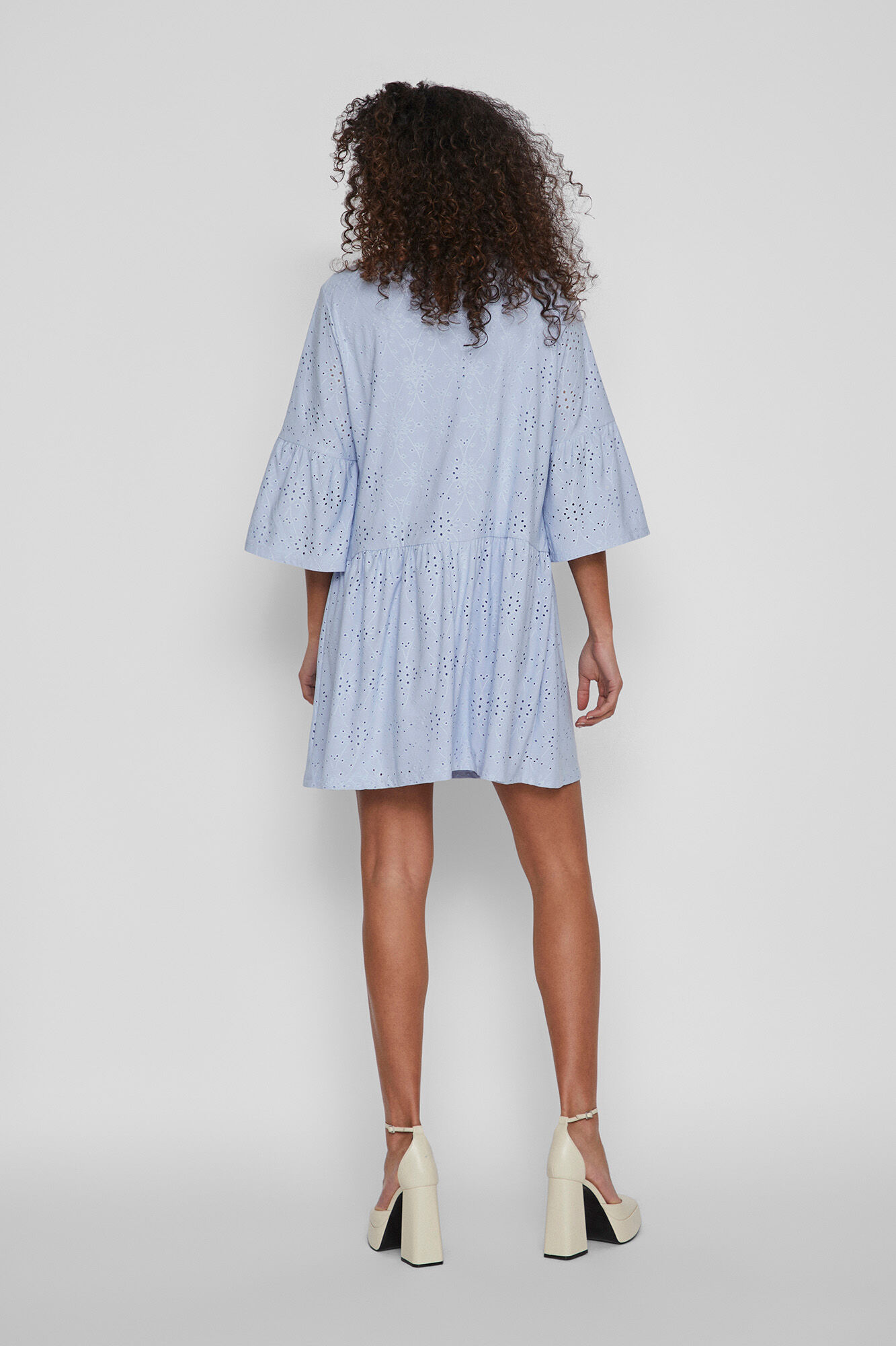 Vestido bordado inglês - Azul