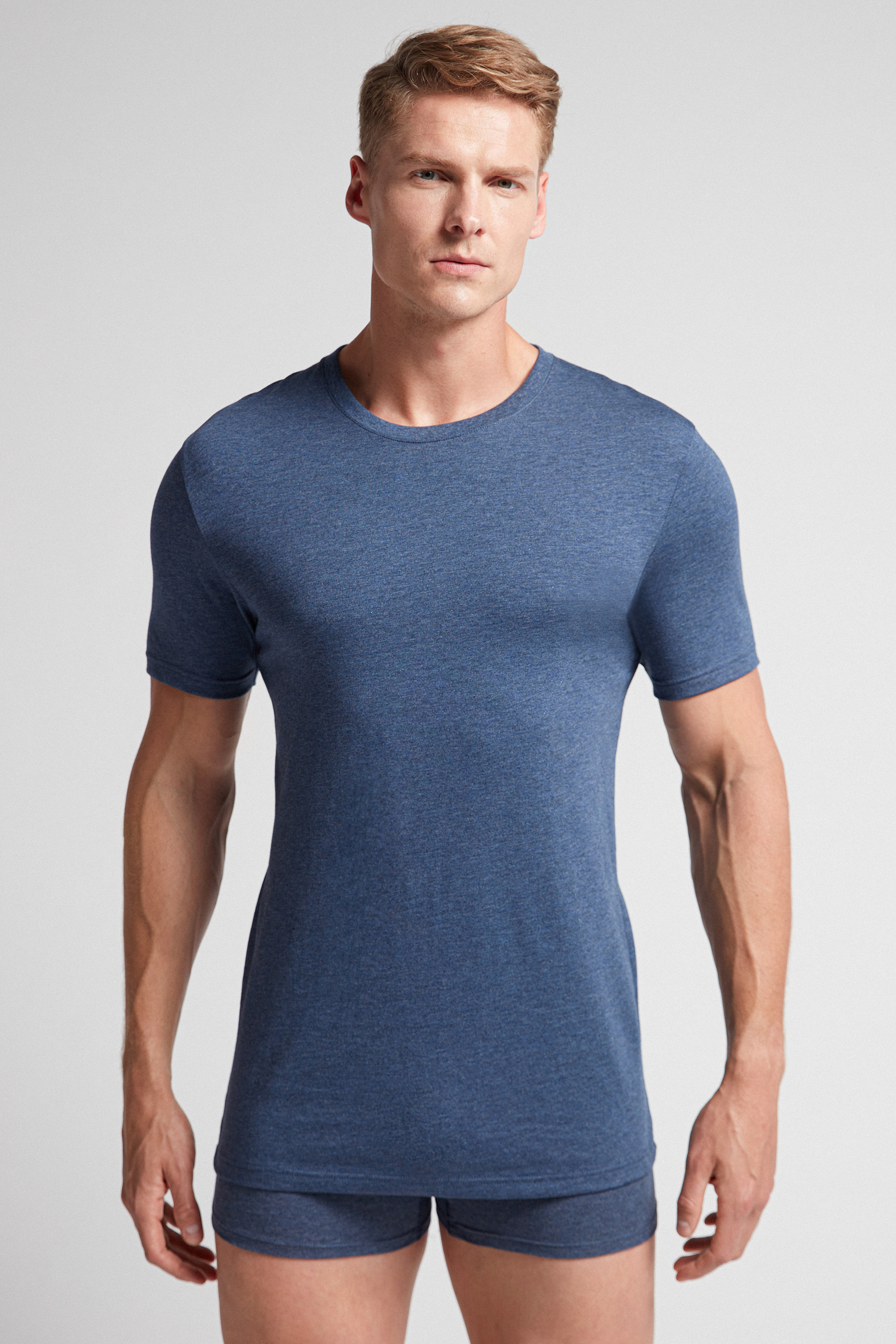 Camiseta de manga curta e gola redonda em algodão Supima®