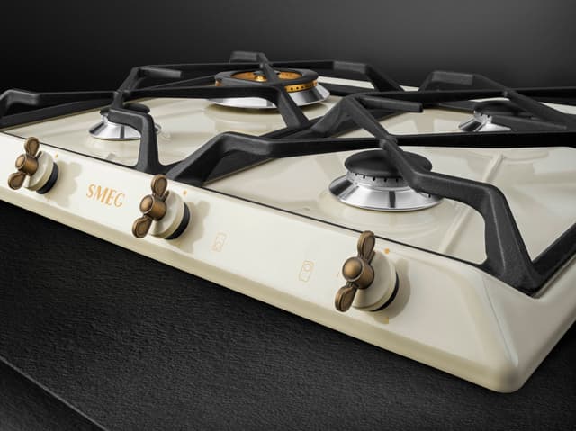 Smeg Coloniale gaskogeplade SRV864POGH (creme)
