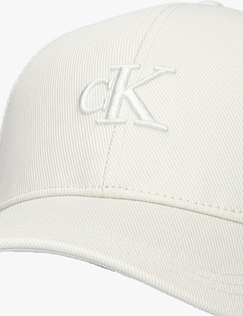 CALVIN KLEIN ecru calvin klein pet archive cap