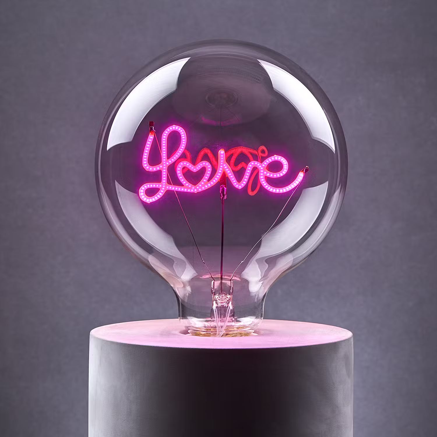 BRIGHT LIGHT LED-Glühlampe Love