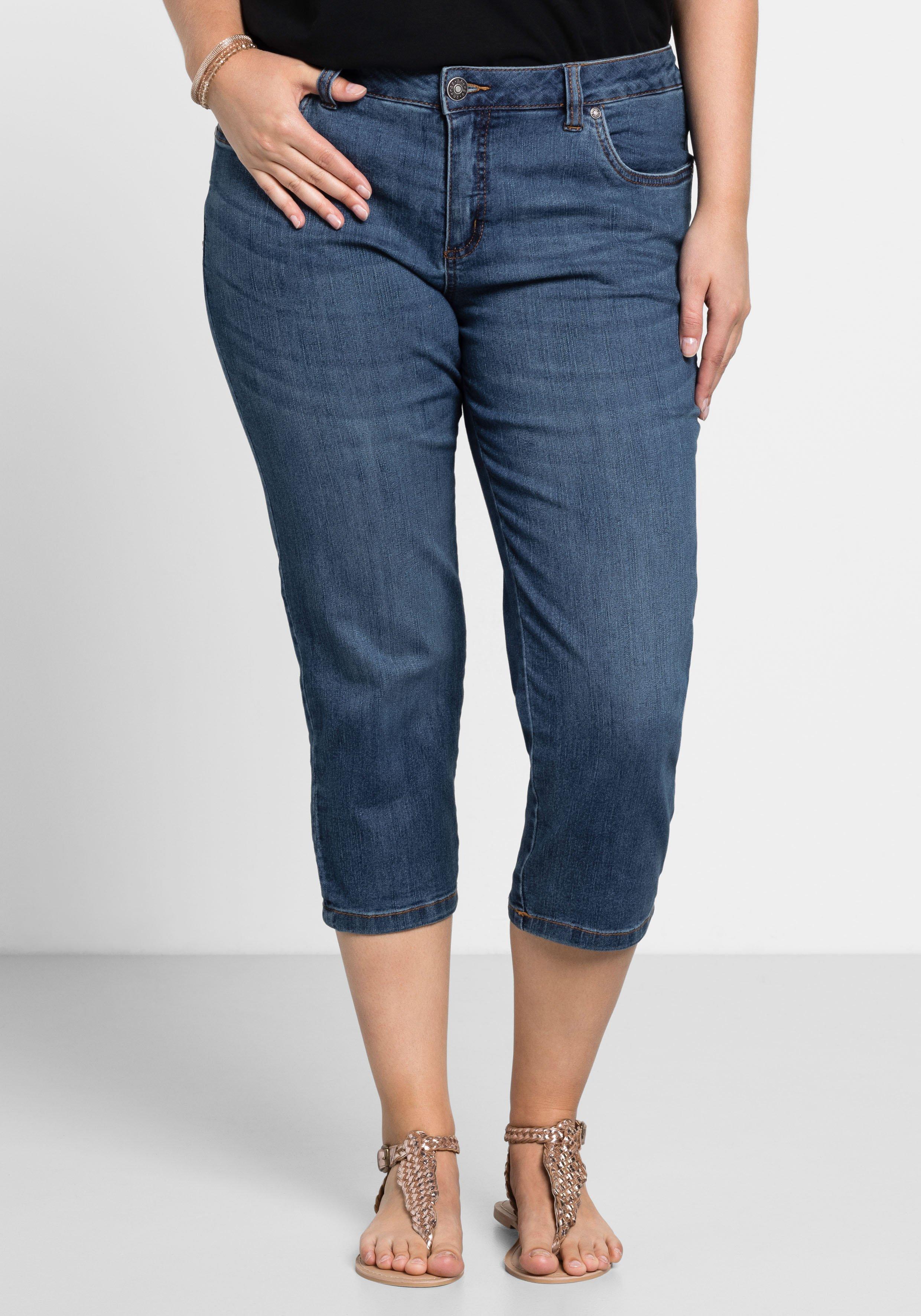Caprijeans mit Used-Effekten