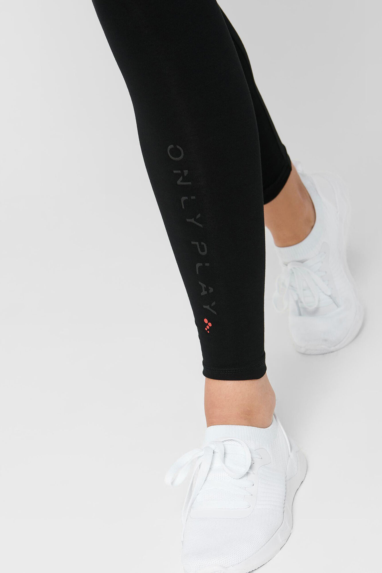 leggings compridas e elásticas
