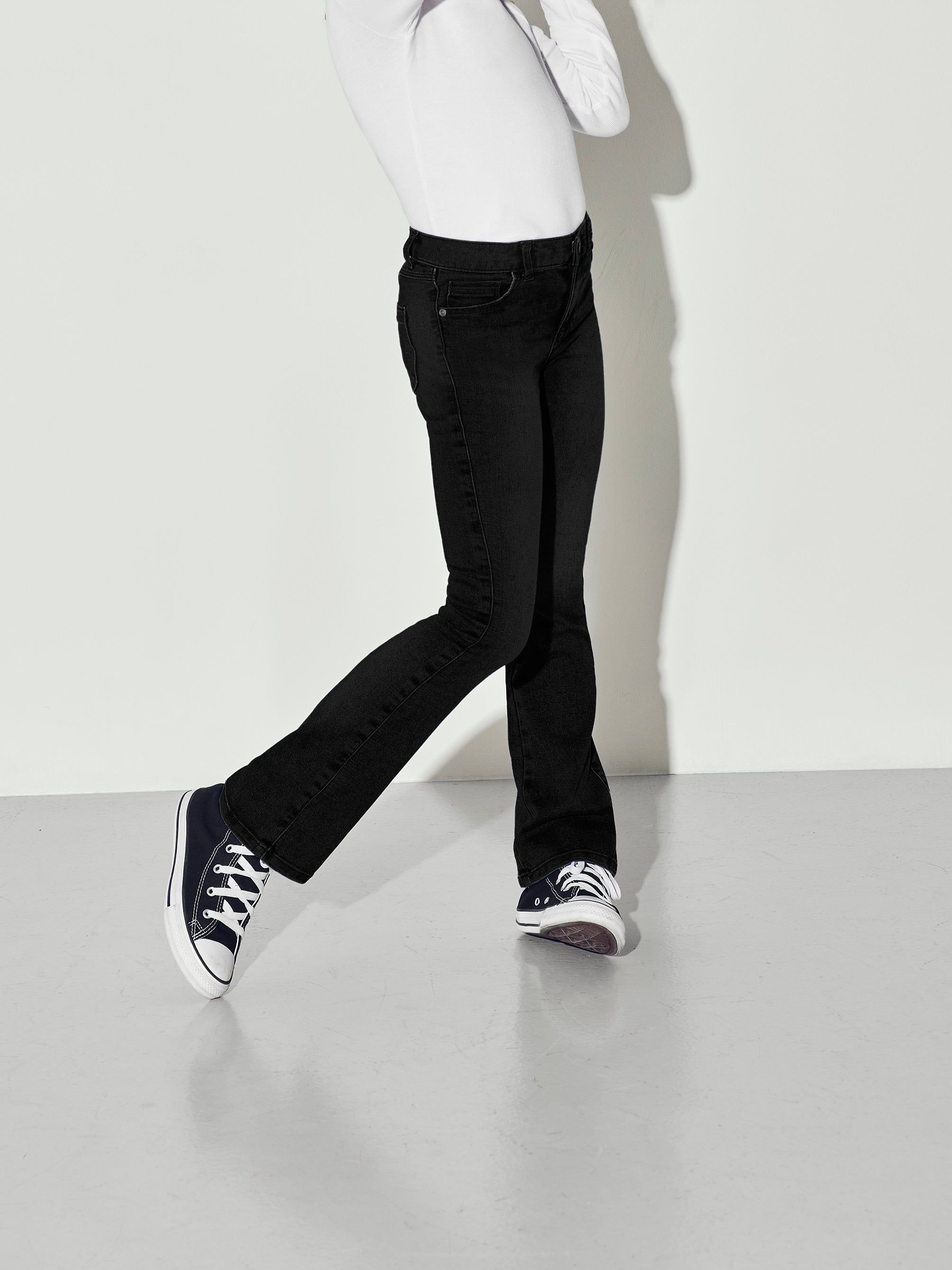 KOGROYAL Mittlere Taille Ausgestellt Jeans Black Denim