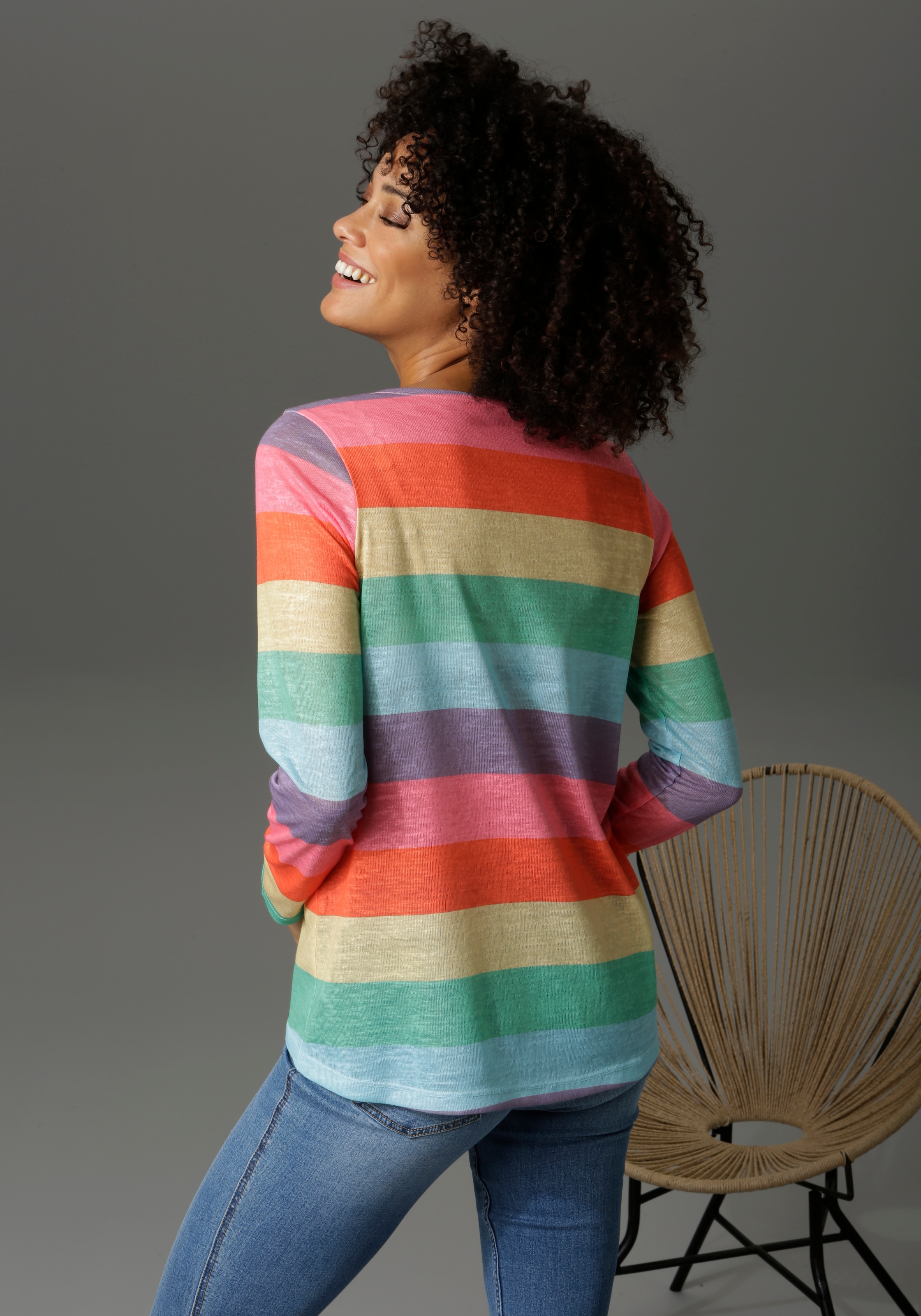 Aniston CASUAL Langarmshirt , mit farbstarken Streifen