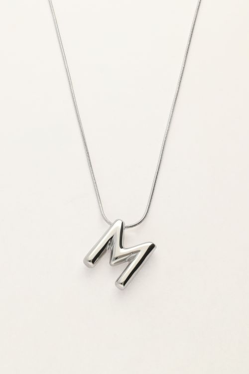 Bold ketting met initial
