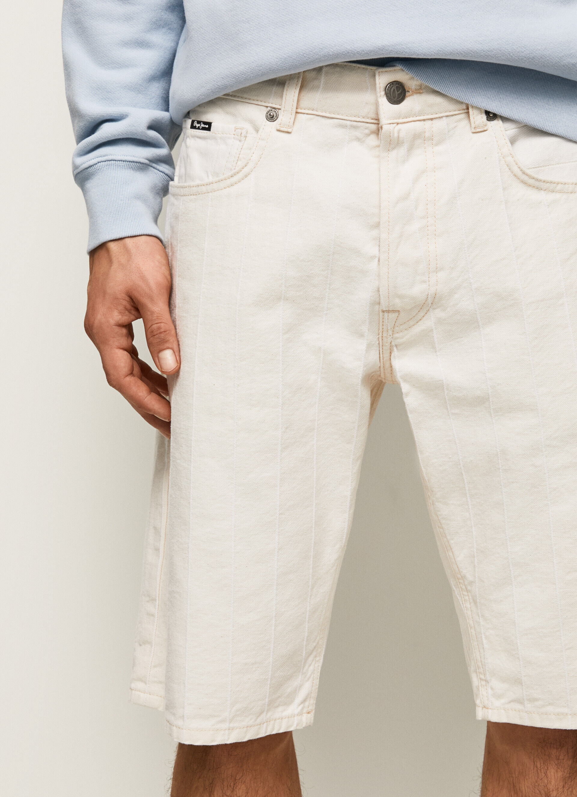 CALLEN FIT RELAXED DENIM BERMUDA - jeans