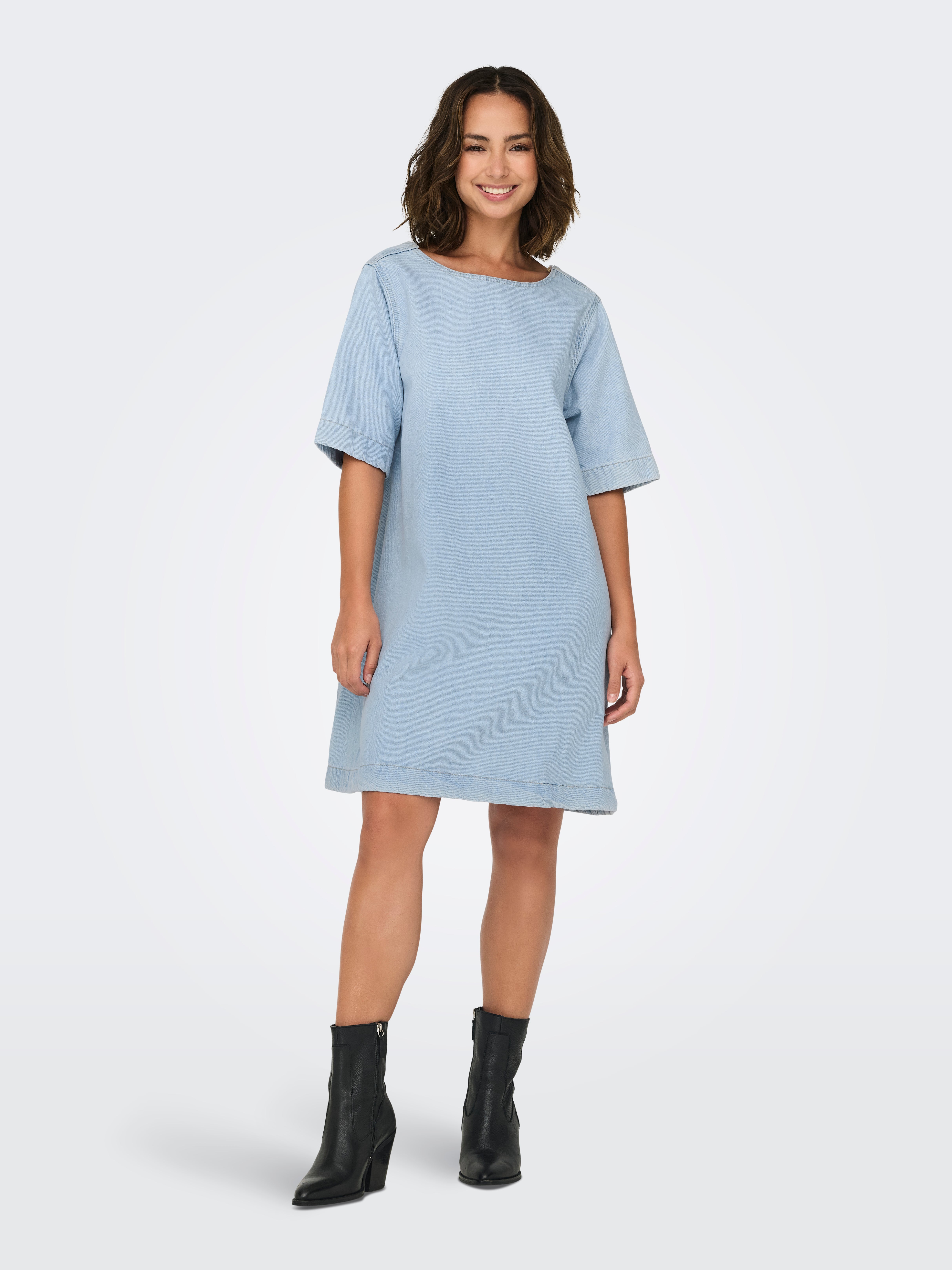 ONLGIGI Kurzes Kleid Light Blue Denim