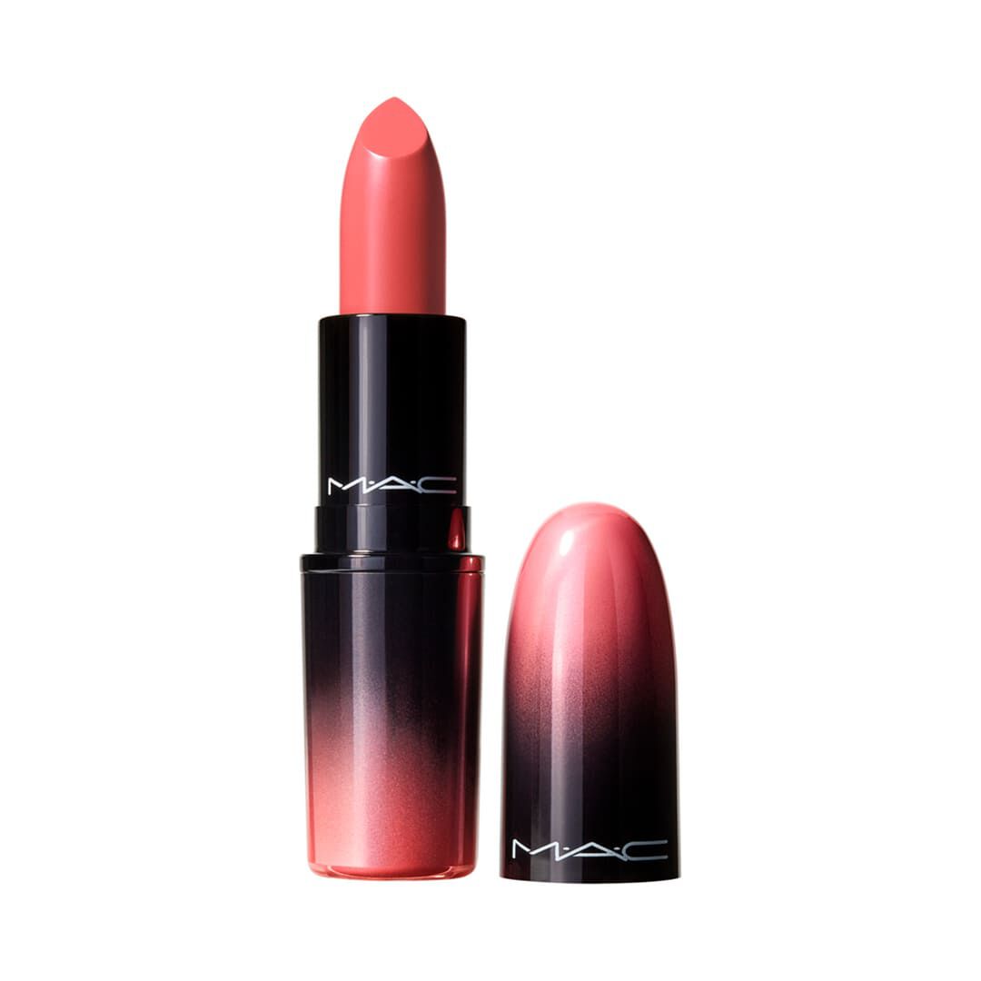 MAC  LOVE ME LIPSTICK