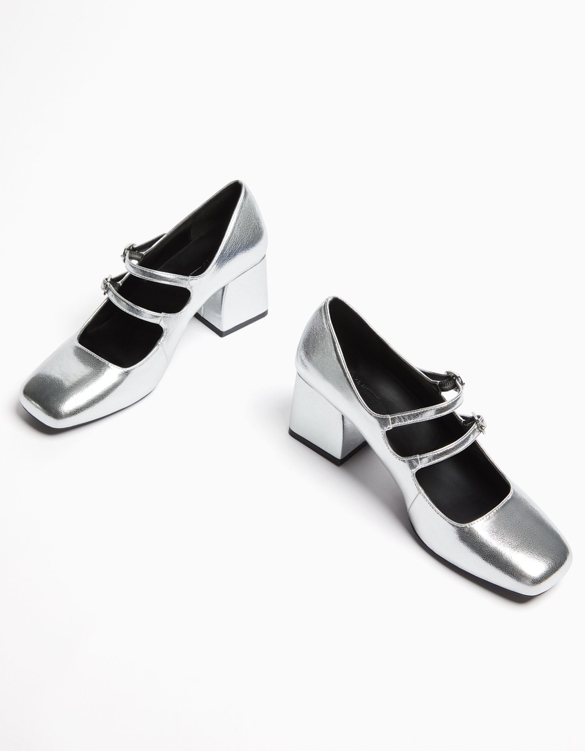 sapatos Mary Jane com salto bloco