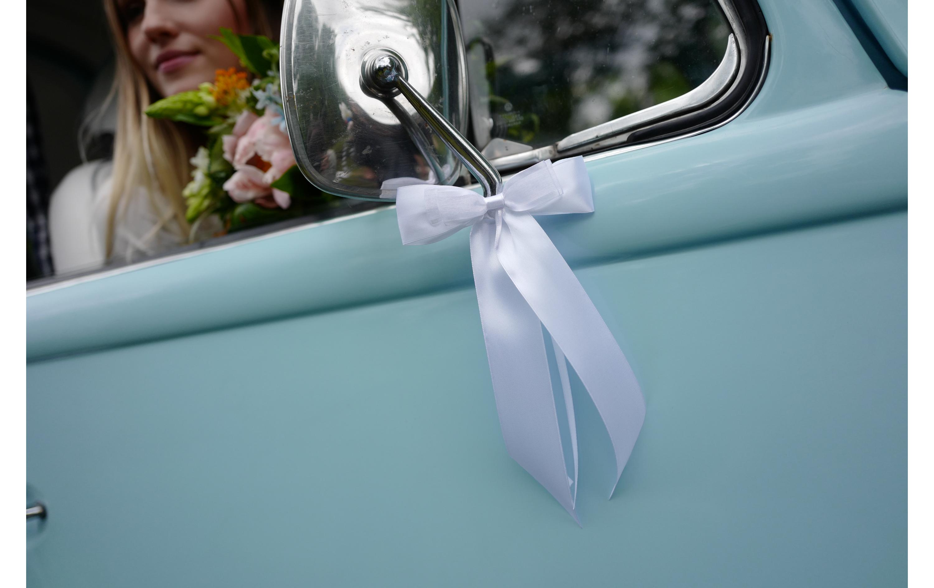 Hochzeitsaccessoire Autodeko Schleife Satin 14 cm, WeissAutoschmuck Stoff für die Hochzeit