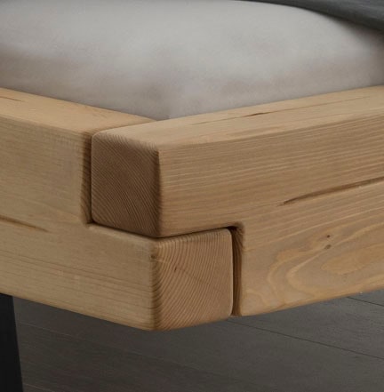 Home affaire Massivholzbett »Ultima Balkenbett Doppelbett, Füsse Metallkufe« hohe Belastbarkeit: 200kg je Seite,  FSC®-zertifizierte Wildeiche oder Fichte, viele Breiten zur Auswahl