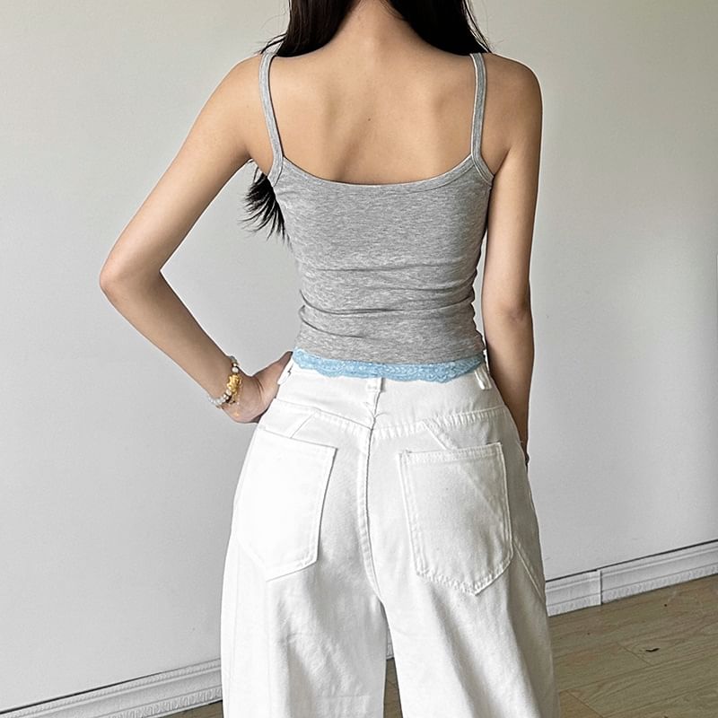 Sugarcoat - Namaak tweedelig kanten paneel slim-fit crop cami top