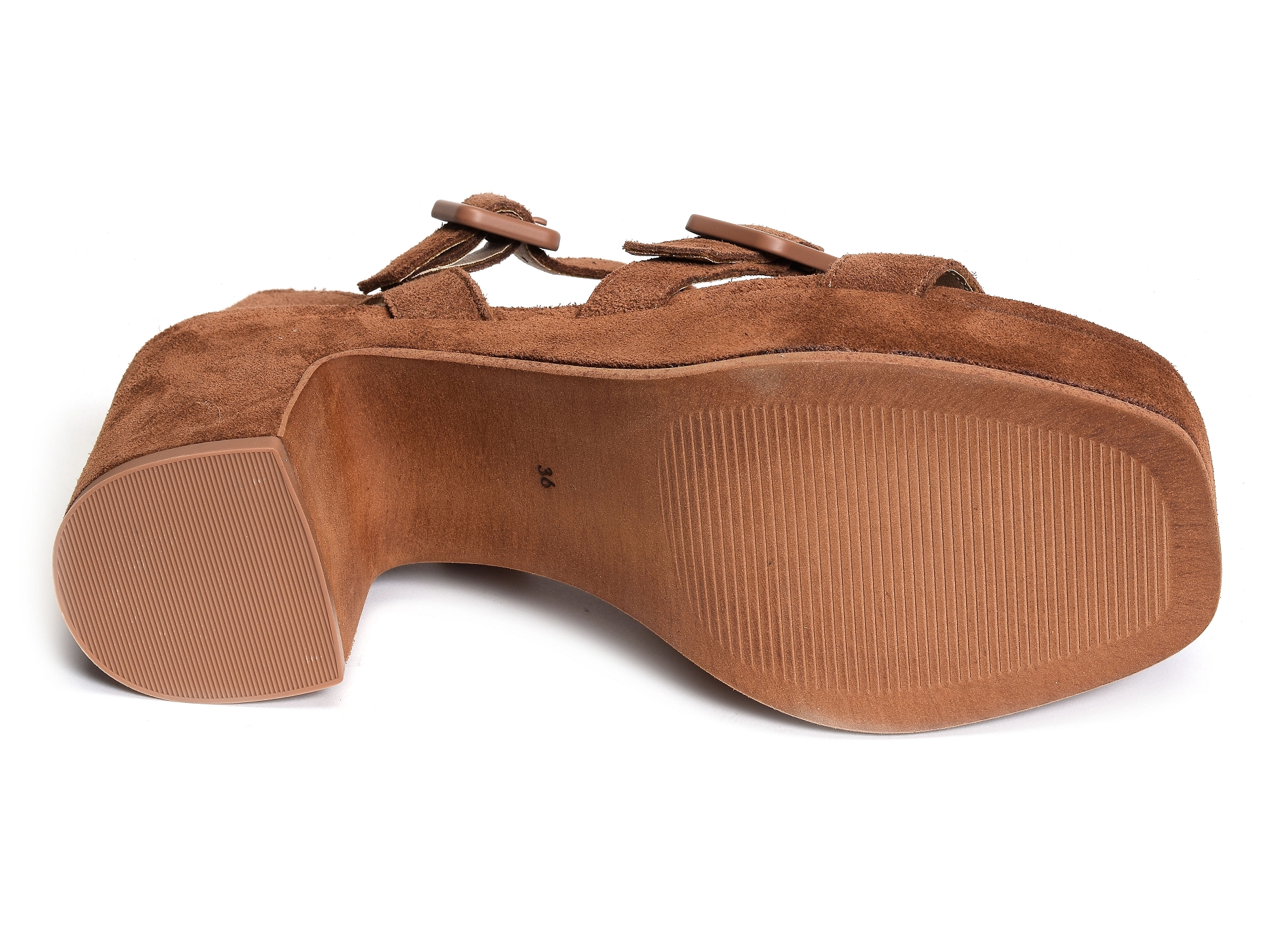 Elis 03 camel