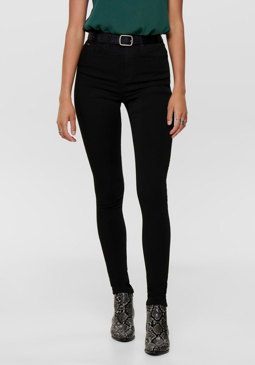 ONLY Skinny-fit-Jeans »ONLFOREVER BLACK LIFE HW SK SOO796C NOOS«