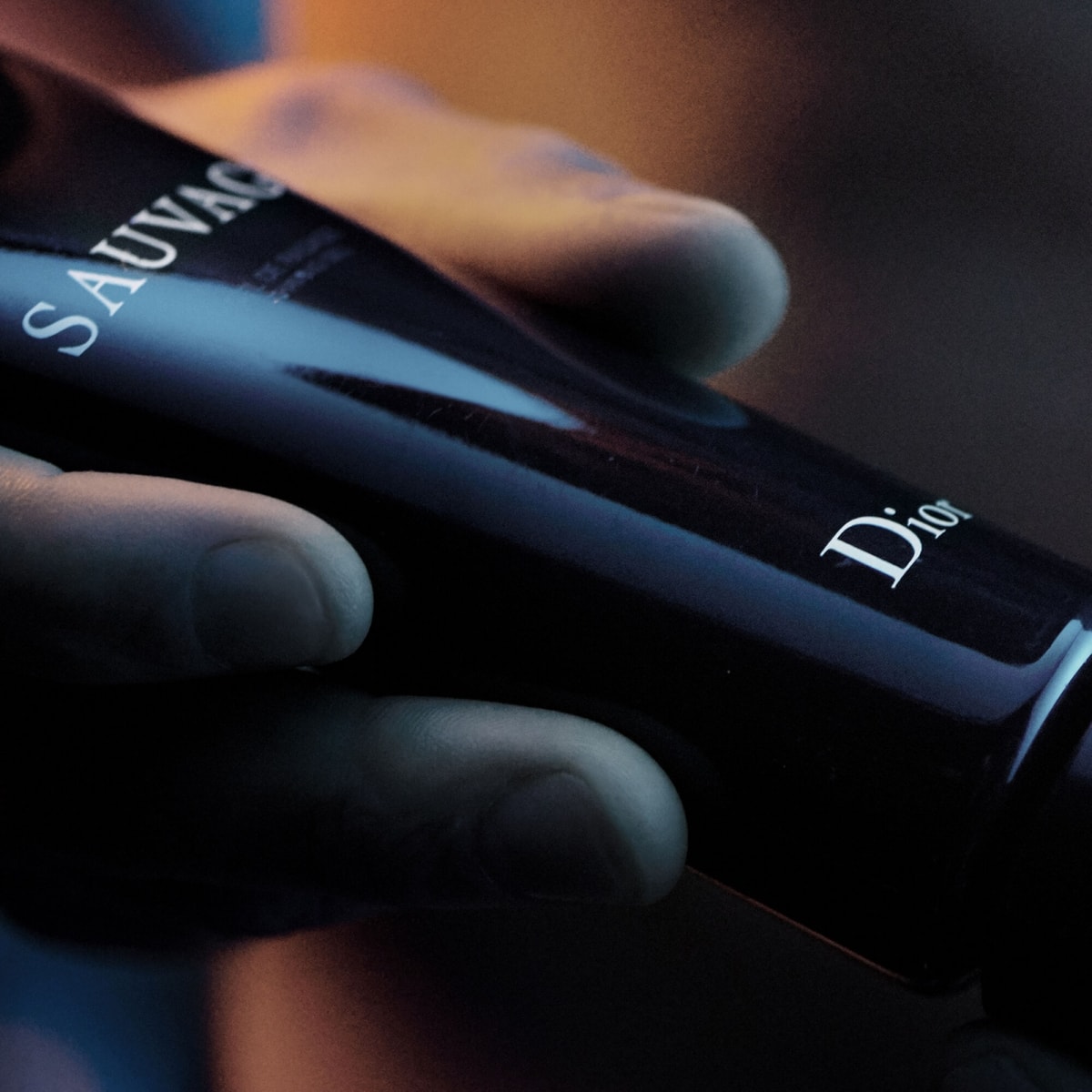DIOR SauvageGel de Rasage Parfumé - Aide à Protéger des Irritations - Haute Précision