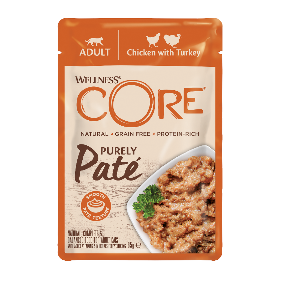 Sachê de 85g de patê Wellness Core Adult com frango e peru para gatos.