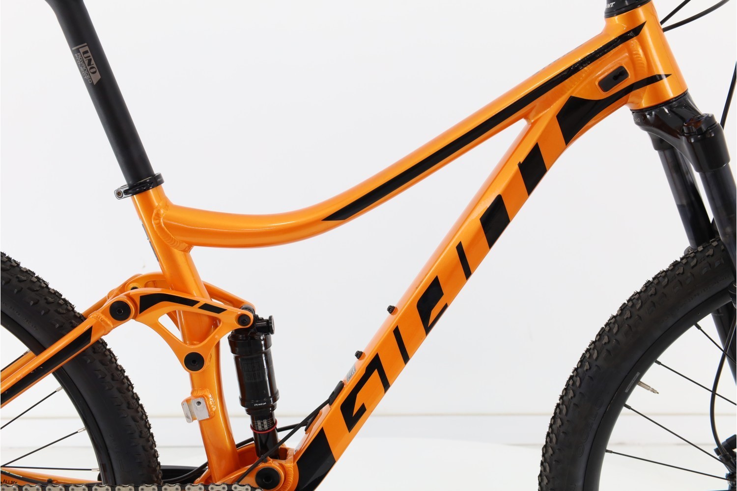 Giant Stance 1 (2022) | Diamond