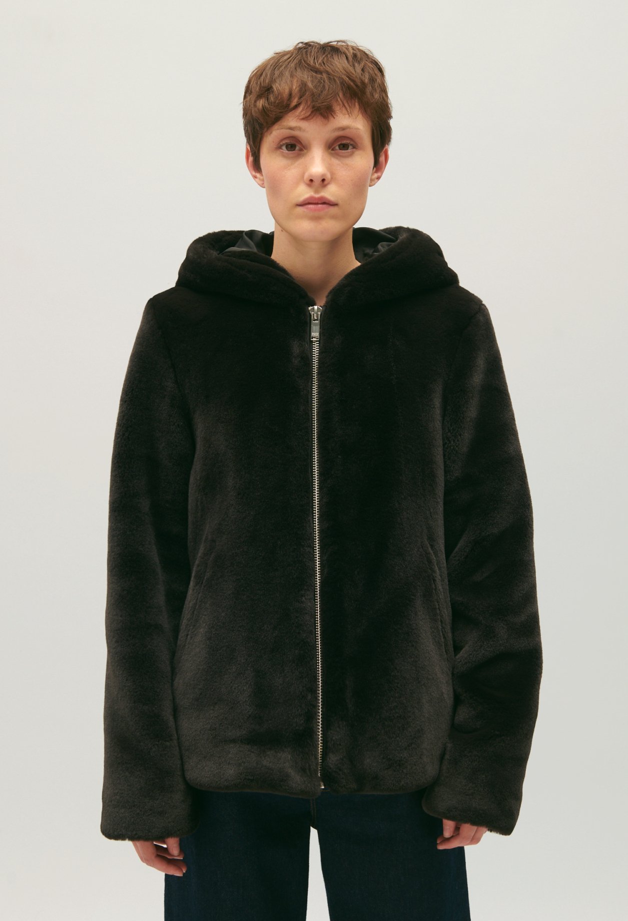 Veste fausse fourrure noire