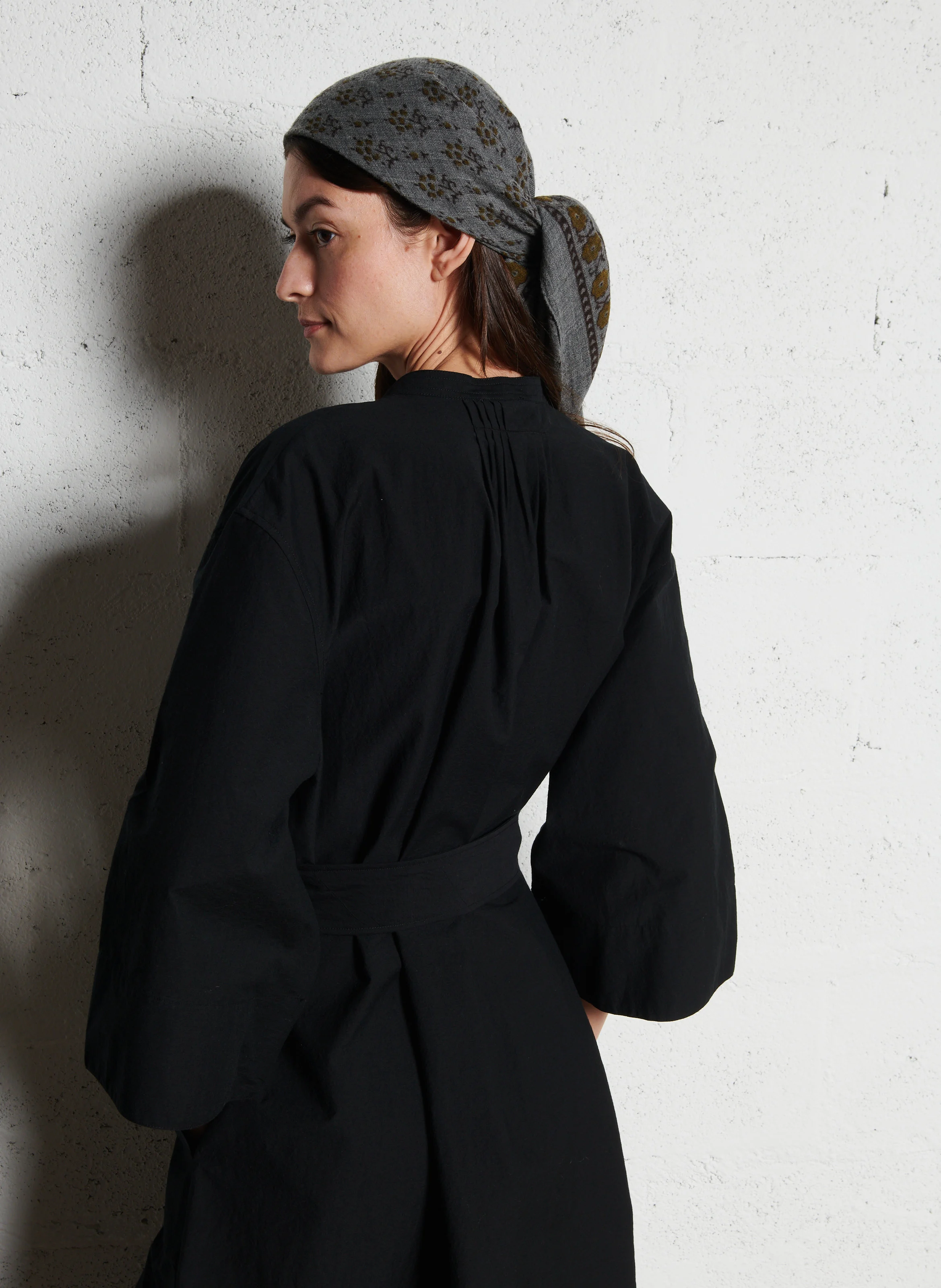 BELINA - Robe longue col rond en coton mélangé | Noir