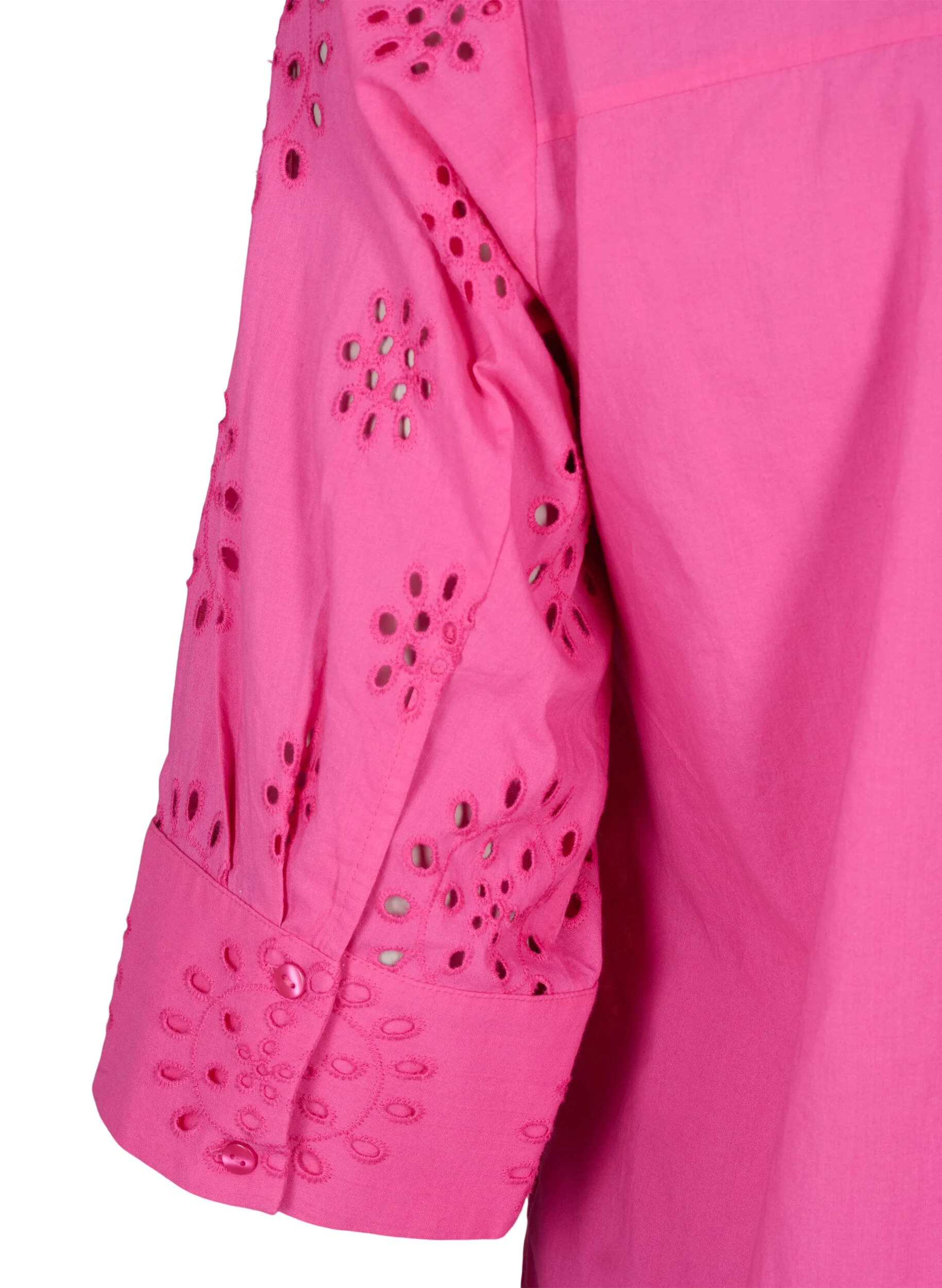 Skjortebluse med broderi anglaise og 3/4 ærmer