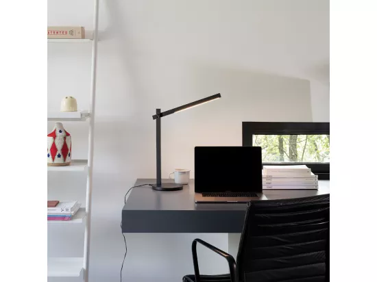 Ideal Lux PIVOT Lampe de table LED intégrée à intensité variable noire, interrupteur intégré, 3000K