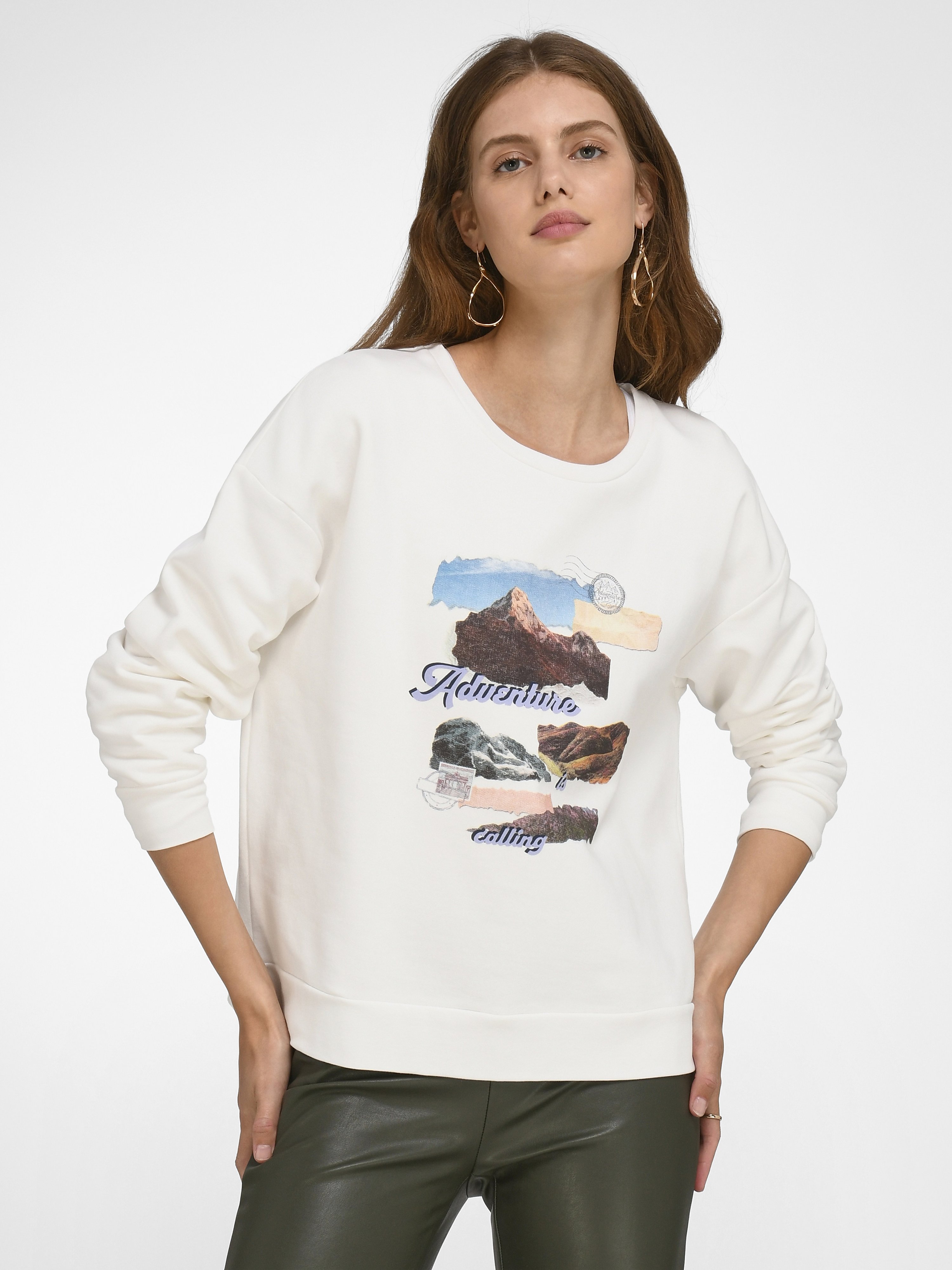 Sweatshirt