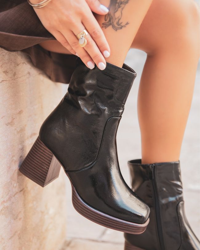 Bottines femme noires à talon - Emy