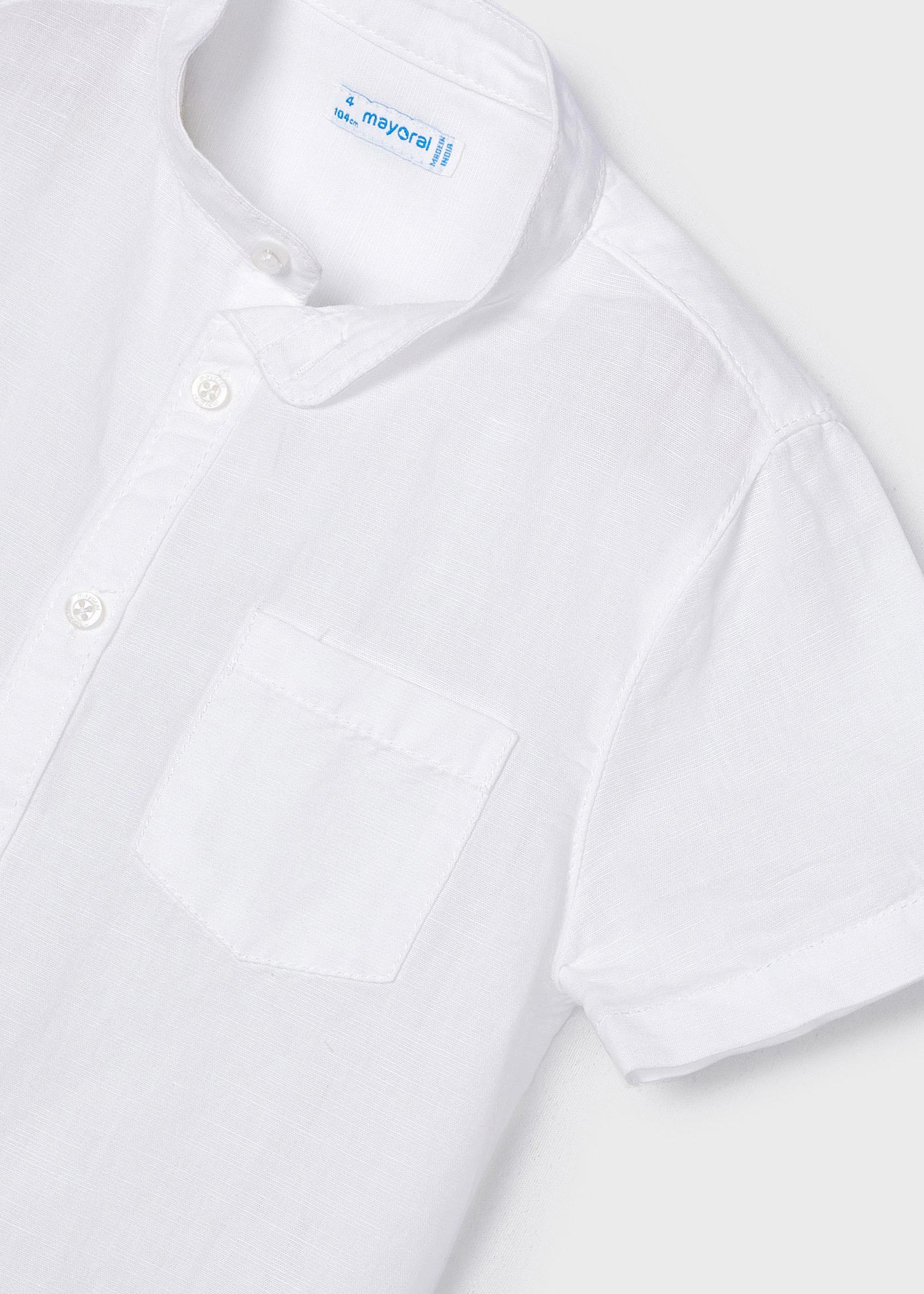 Camisa de linho de manga curta com gola mandarim para meninos