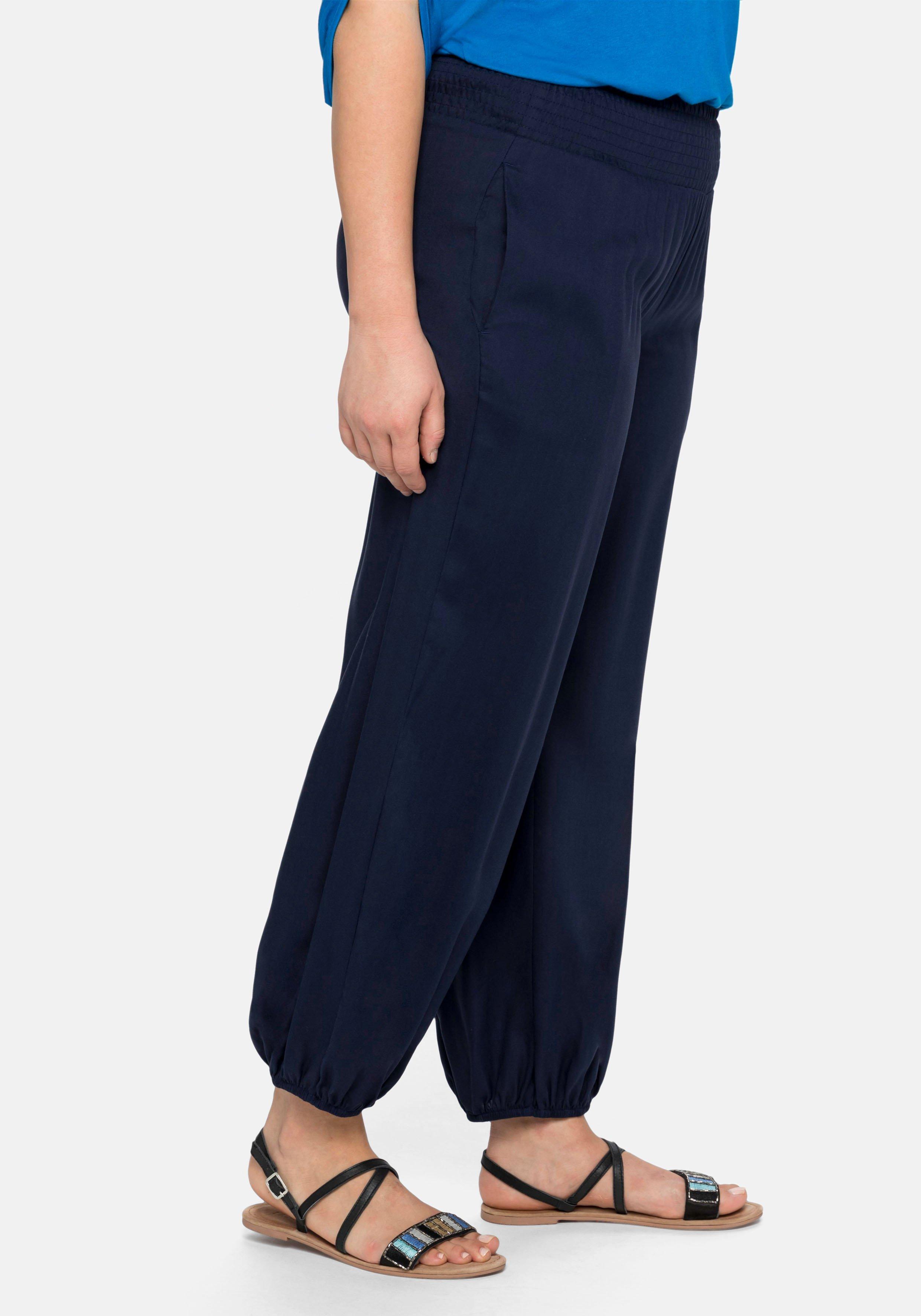 Weite Hose mit Smokbund, aus Viskose