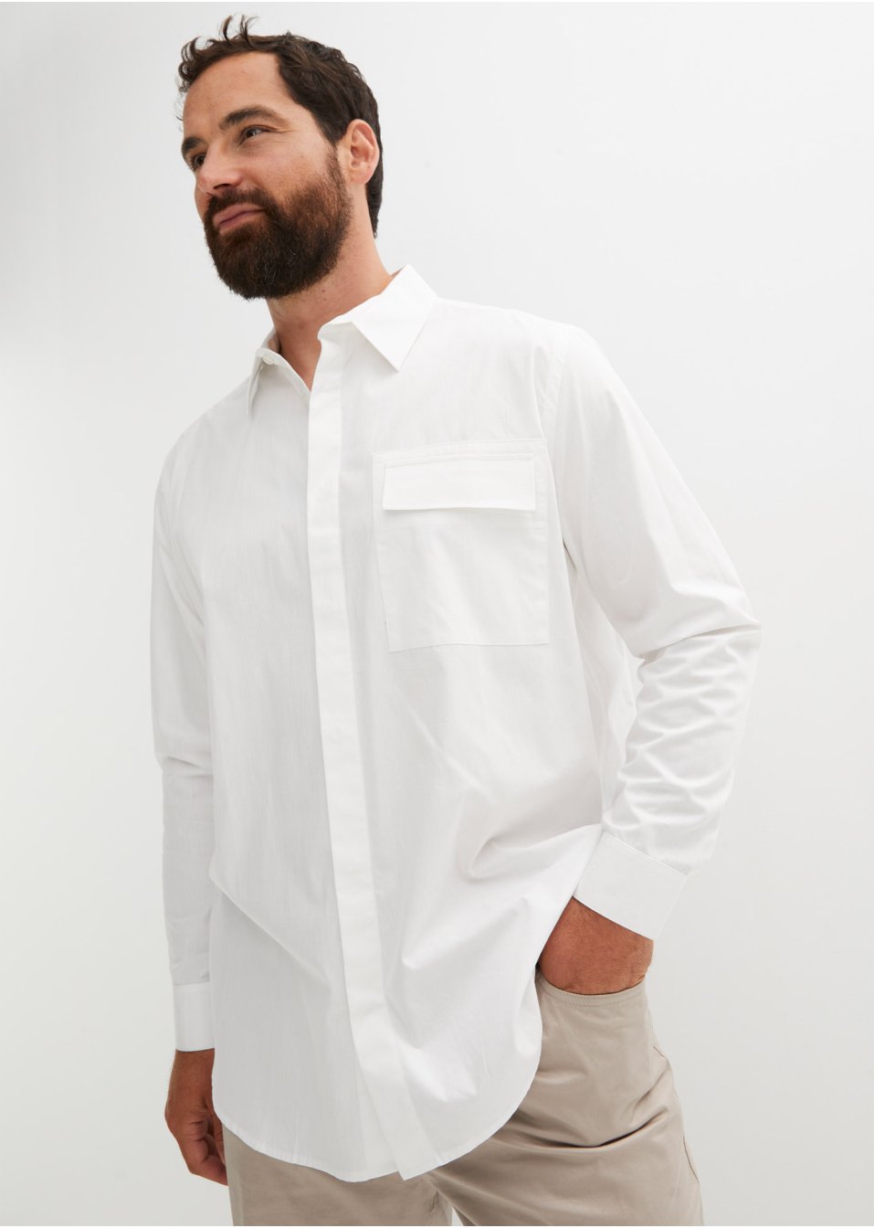 Chemise manches longues avec poche poitrine