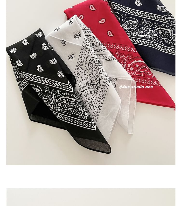 4.4 STUDIO - Paisley Print Hoofddoek