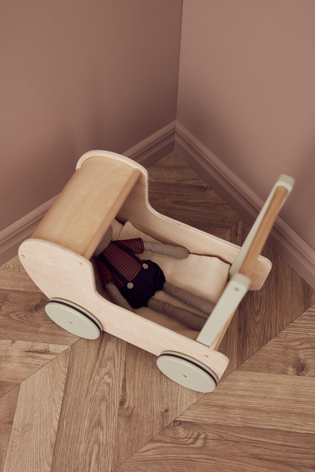 Kids Concept - Dukkevogn i træ (1000558)