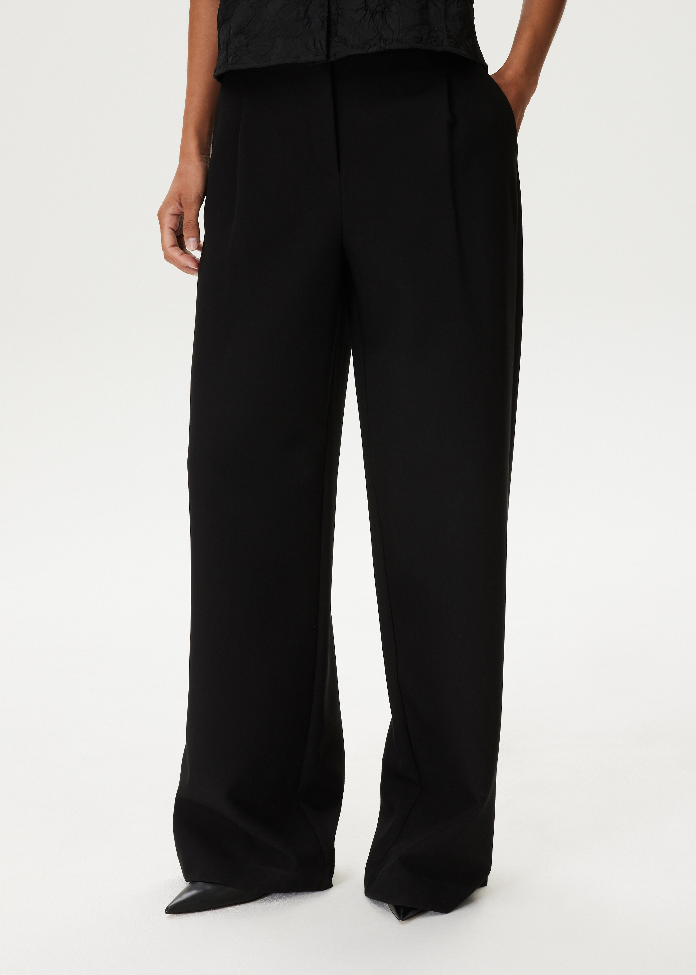 Pantalon met plooidetails