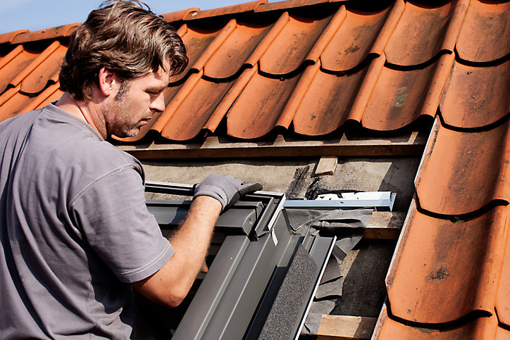 Raccord de remplacement fenêtre de toit Velux EW SK06 gris